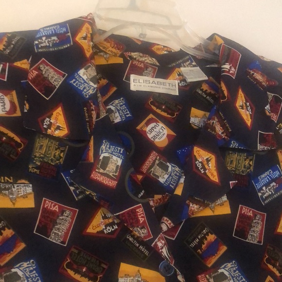 Short sleeve women’s blouse Navy print design of international travel size 20 - Picture 2 of 5